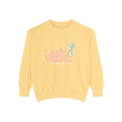 Lake Vibing Fishergirl Sister Lakes mi Unisex Garment-Dyed Sweatshirt